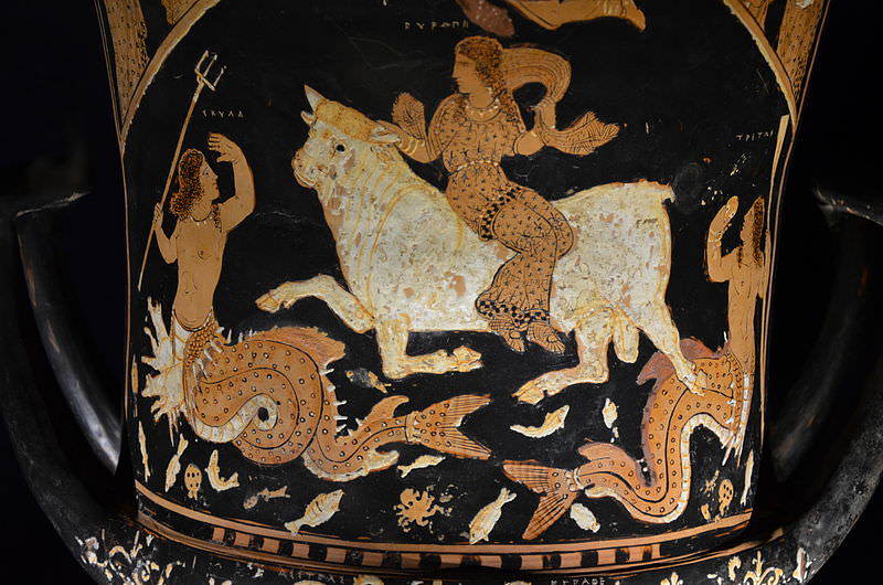 Europe assise sur Zeus déguisé en taureau, entre deux dragons.